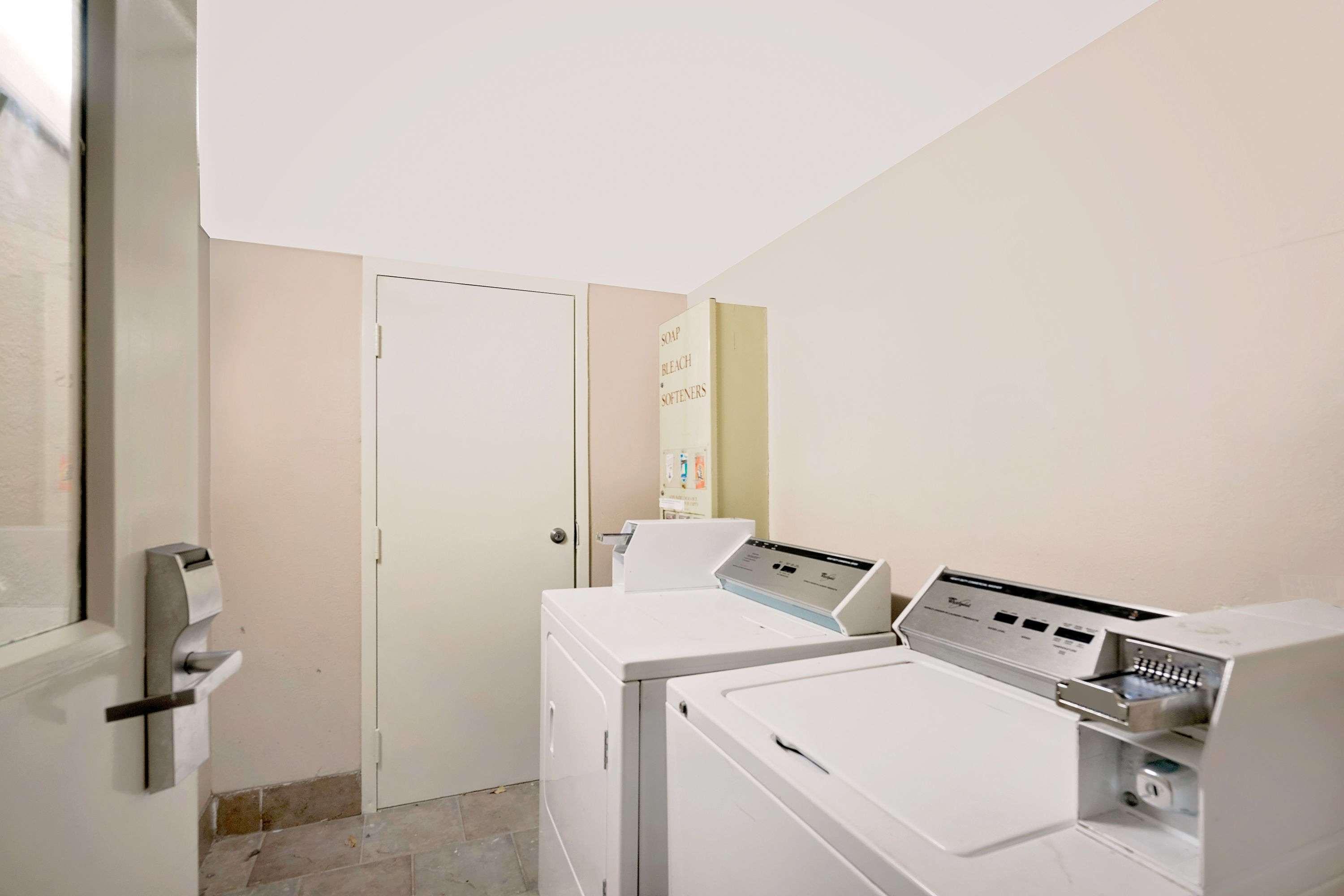 ซูเปอร์ 8 บาย วินด์แฮม เฮอร์มิเทจ แนชวิลล์ Motel ภายนอก รูปภาพ