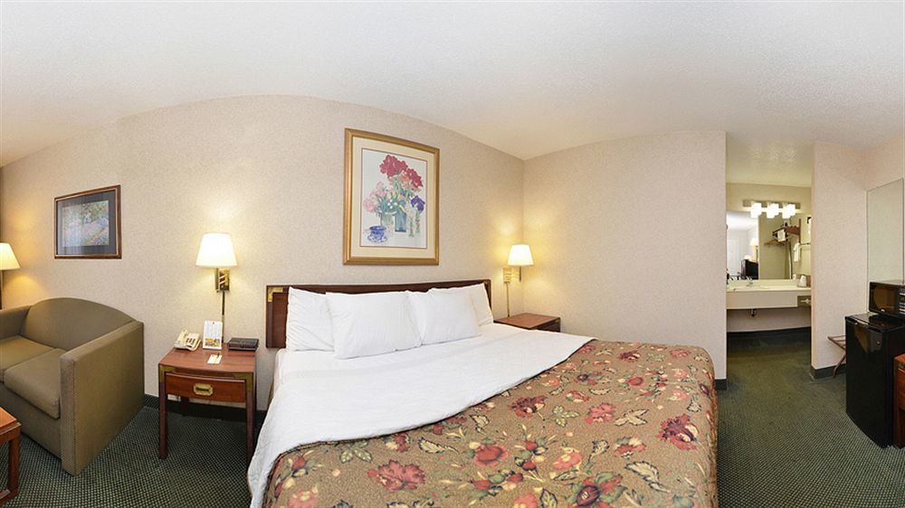 ซูเปอร์ 8 บาย วินด์แฮม เฮอร์มิเทจ แนชวิลล์ Motel ภายนอก รูปภาพ